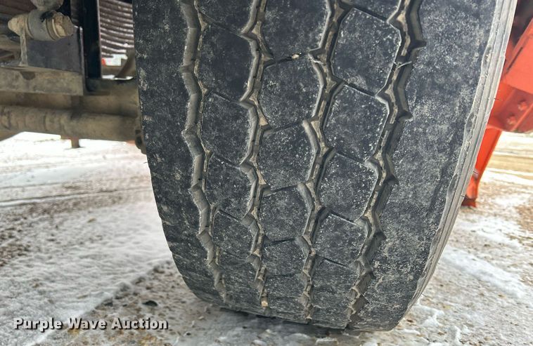 image for item DQ1026 1992 Mack RD690S  dump truck