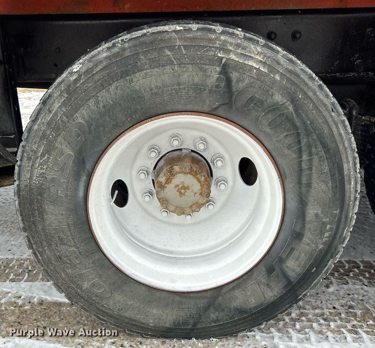 image for item DQ1026 1992 Mack RD690S  dump truck