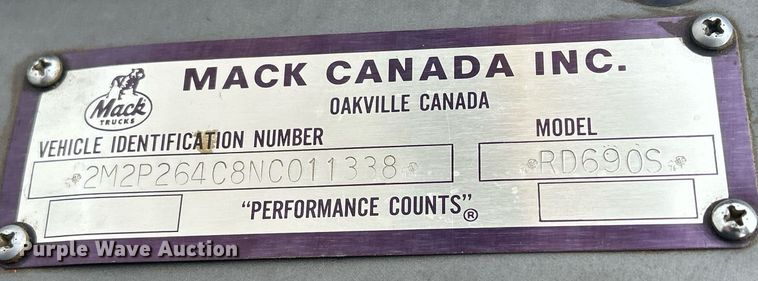 image for item DQ1026 1992 Mack RD690S  dump truck