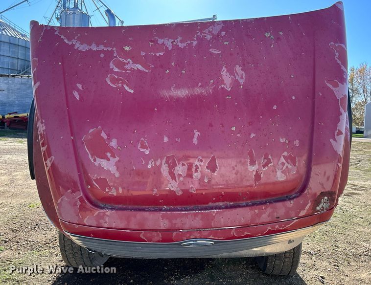 image for item DQ1032 2005 Sterling L8500  dump truck