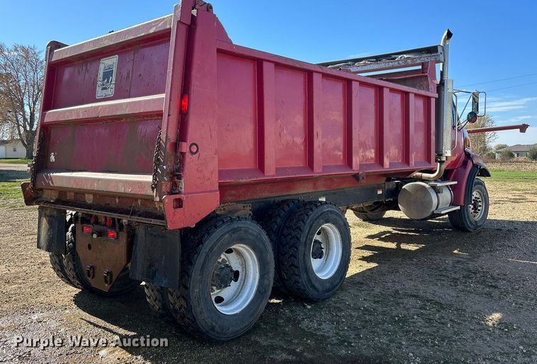 image for item DQ1032 2005 Sterling L8500  dump truck