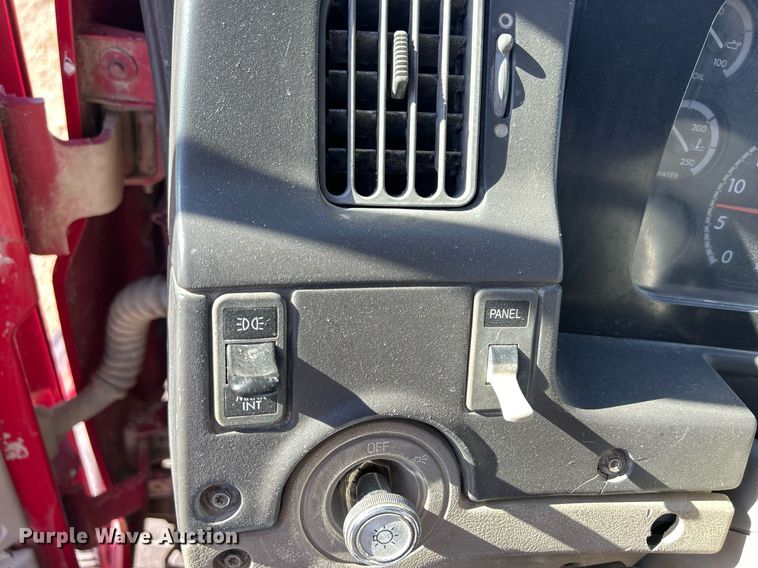 image for item DQ1032 2005 Sterling L8500  dump truck