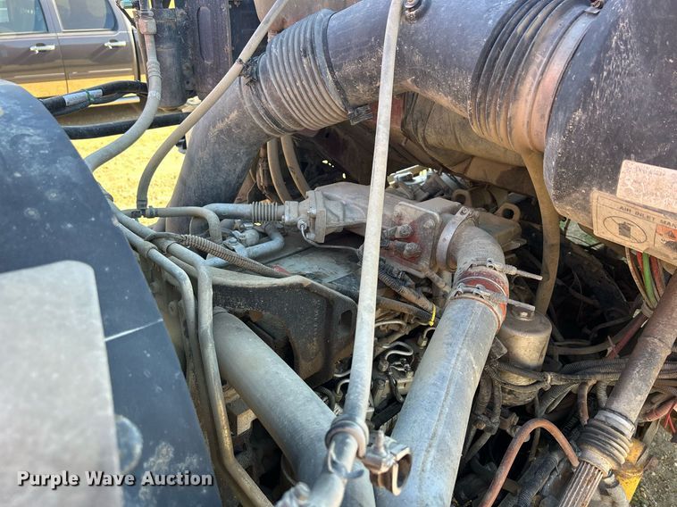 image for item DQ1032 2005 Sterling L8500  dump truck