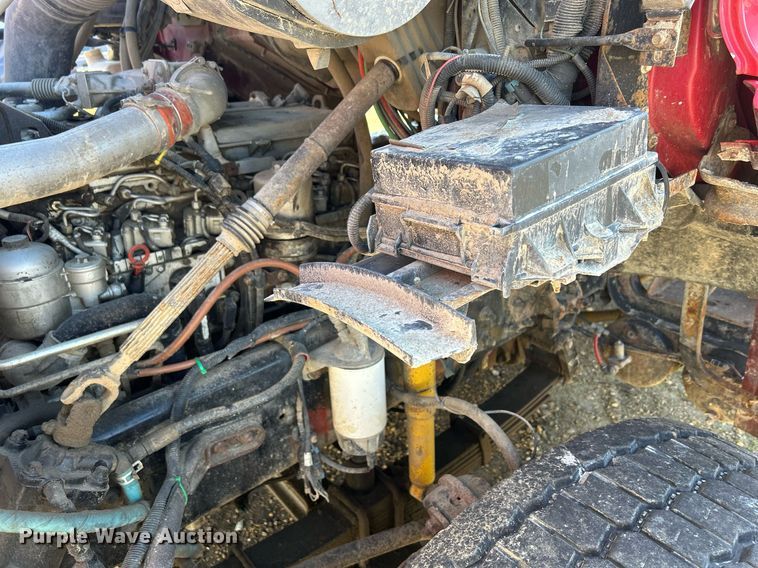 image for item DQ1032 2005 Sterling L8500  dump truck