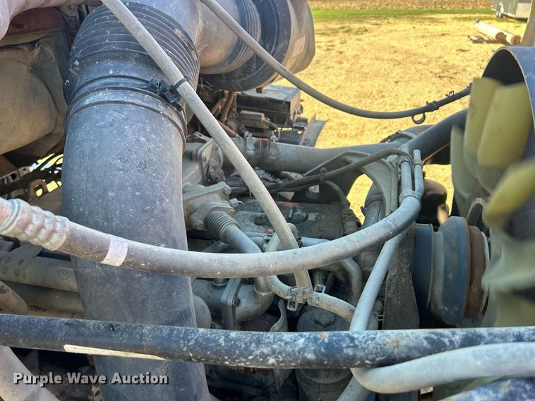 image for item DQ1032 2005 Sterling L8500  dump truck