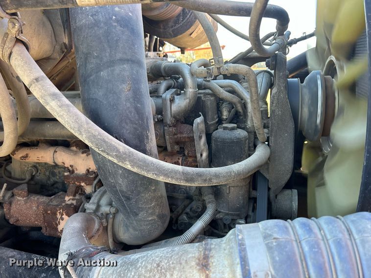 image for item DQ1032 2005 Sterling L8500  dump truck