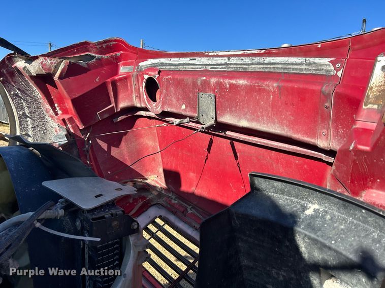 image for item DQ1032 2005 Sterling L8500  dump truck