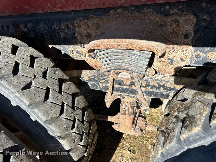 image for item DQ1032 2005 Sterling L8500  dump truck