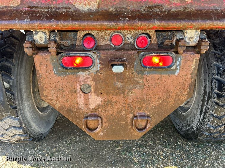 image for item DQ1032 2005 Sterling L8500  dump truck