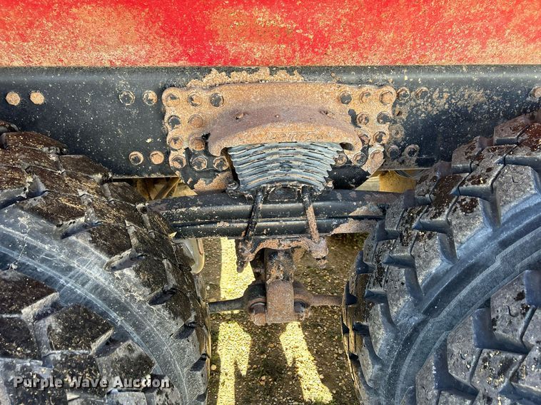 image for item DQ1032 2005 Sterling L8500  dump truck