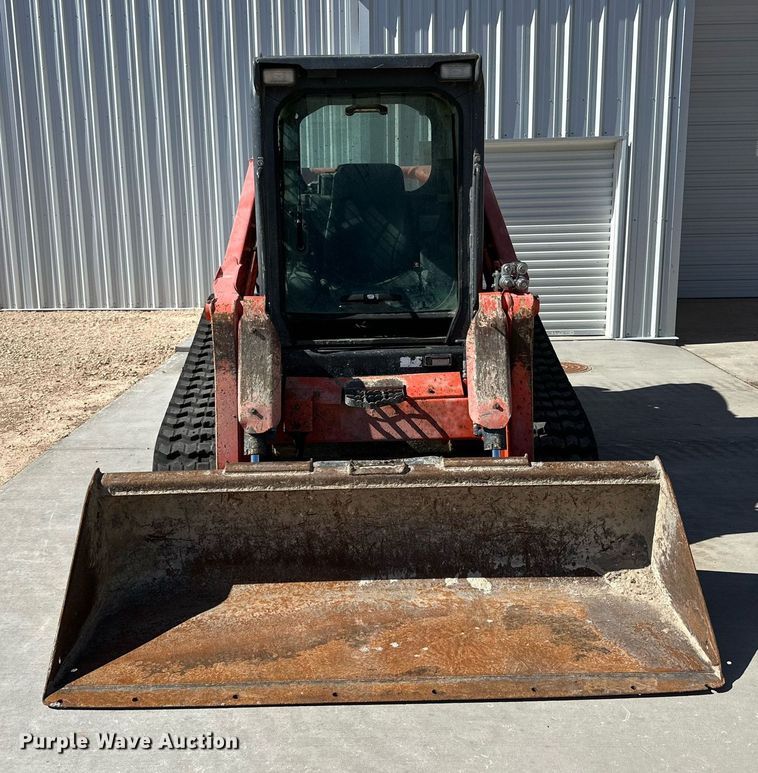 image for item DQ1458 2015 Kubota SVL90-2  tracked skid steer loader