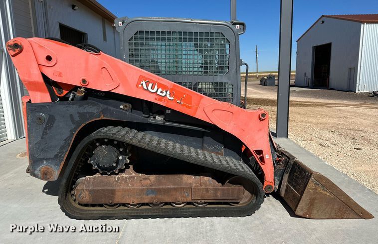 image for item DQ1458 2015 Kubota SVL90-2  tracked skid steer loader