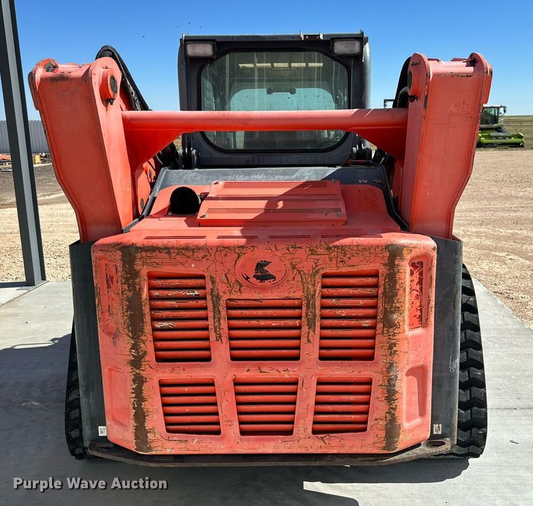 image for item DQ1458 2015 Kubota SVL90-2  tracked skid steer loader