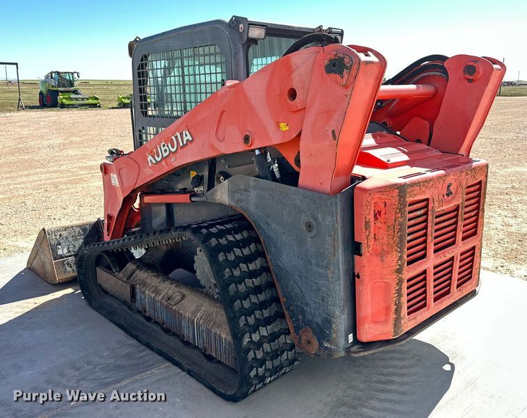 image for item DQ1458 2015 Kubota SVL90-2  tracked skid steer loader