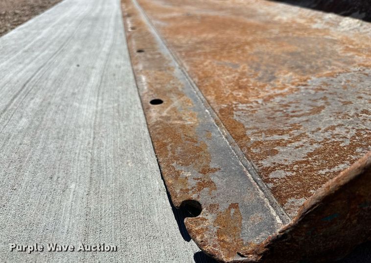 image for item DQ1458 2015 Kubota SVL90-2  tracked skid steer loader