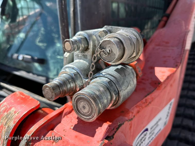 image for item DQ1458 2015 Kubota SVL90-2  tracked skid steer loader