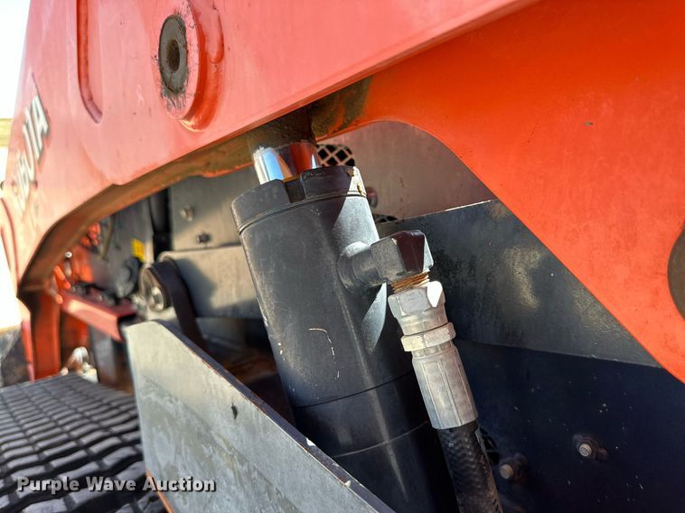 image for item DQ1458 2015 Kubota SVL90-2  tracked skid steer loader
