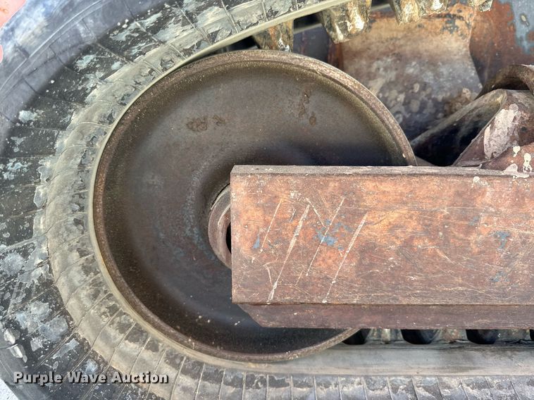 image for item DQ1458 2015 Kubota SVL90-2  tracked skid steer loader