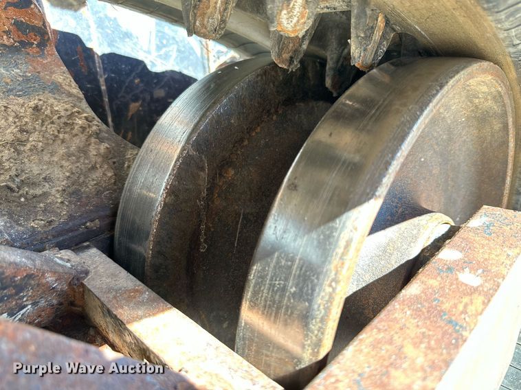 image for item DQ1458 2015 Kubota SVL90-2  tracked skid steer loader