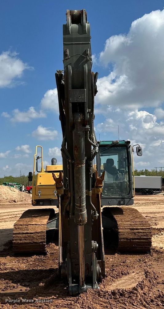 image for item DQ1480 2013 Volvo EC250DL  excavator