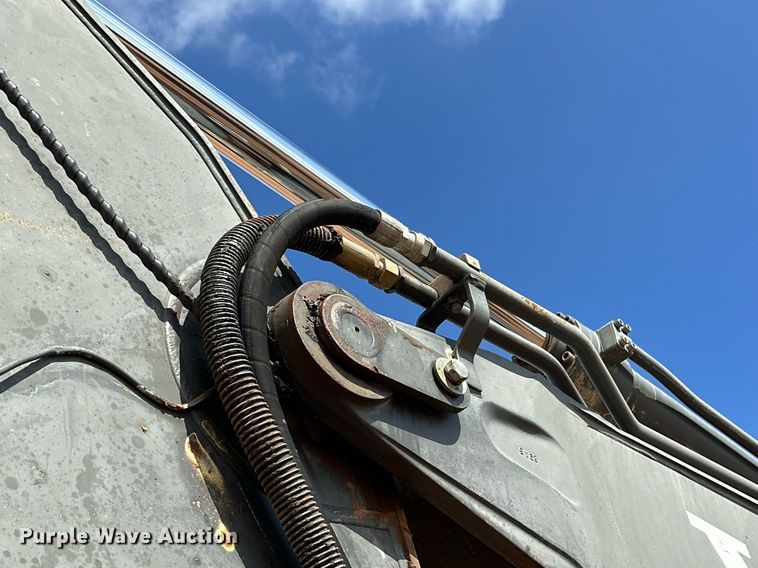 image for item DQ1480 2013 Volvo EC250DL  excavator