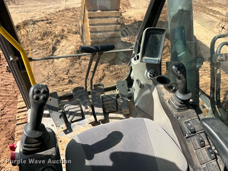 image for item DQ1480 2013 Volvo EC250DL  excavator