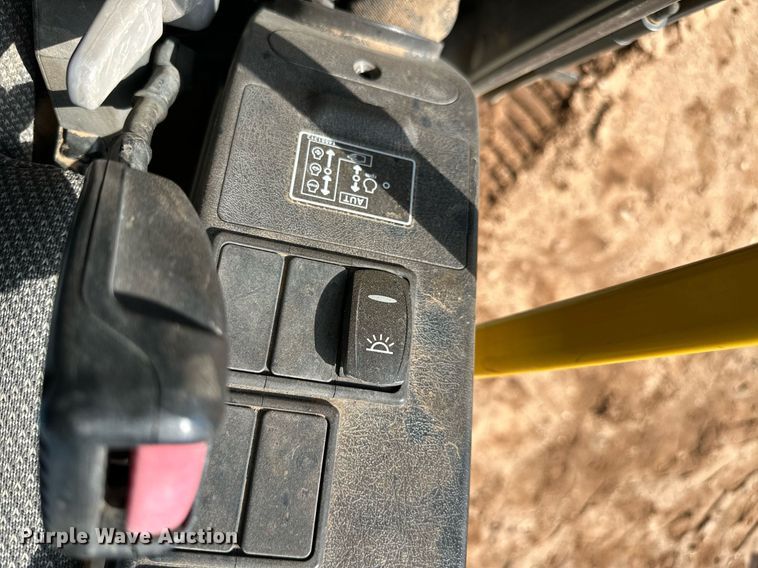 image for item DQ1480 2013 Volvo EC250DL  excavator