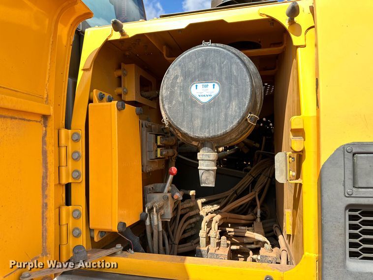 image for item DQ1480 2013 Volvo EC250DL  excavator