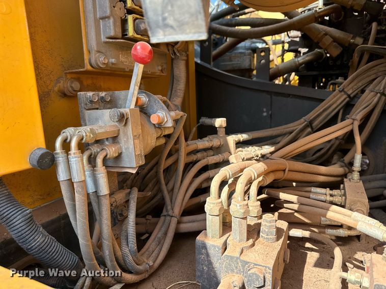 image for item DQ1480 2013 Volvo EC250DL  excavator