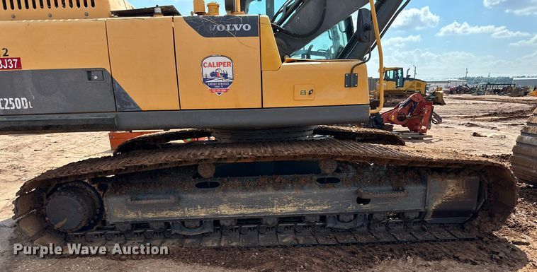 image for item DQ1480 2013 Volvo EC250DL  excavator