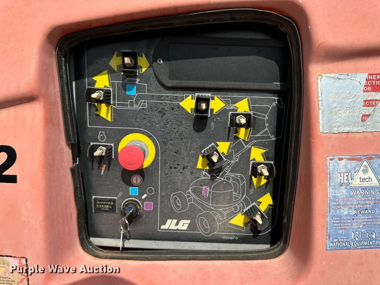 image for item DQ1481 2014 JLG 600A  boom lift