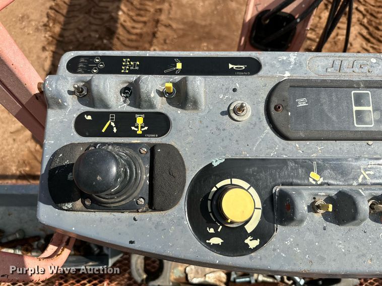 image for item DQ1481 2014 JLG 600A  boom lift