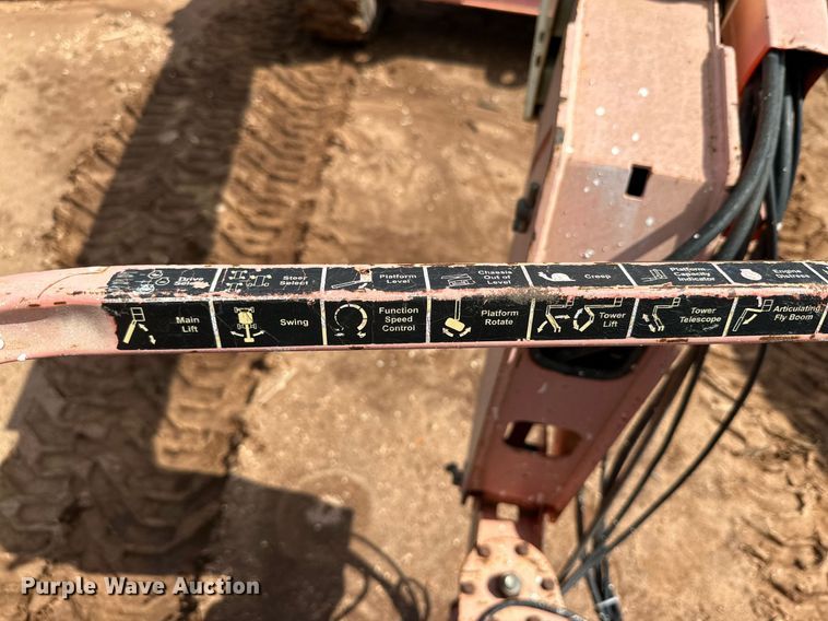 image for item DQ1481 2014 JLG 600A  boom lift