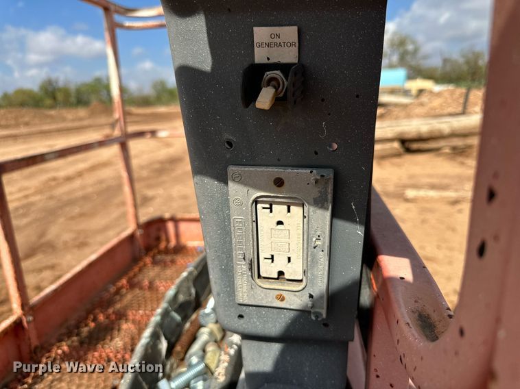 image for item DQ1481 2014 JLG 600A  boom lift