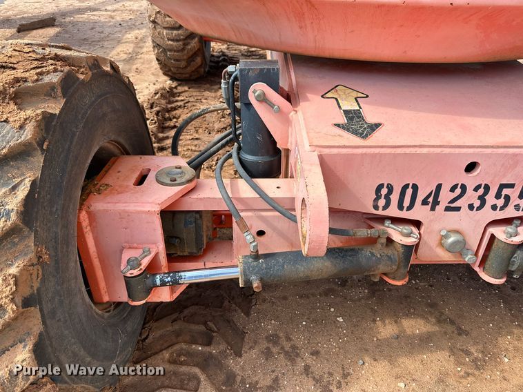 image for item DQ1481 2014 JLG 600A  boom lift