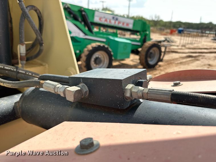 image for item DQ1481 2014 JLG 600A  boom lift