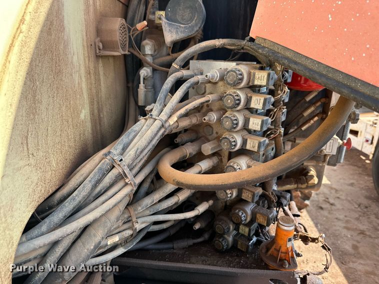 image for item DQ1481 2014 JLG 600A  boom lift