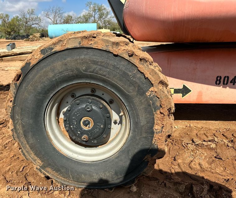 image for item DQ1481 2014 JLG 600A  boom lift