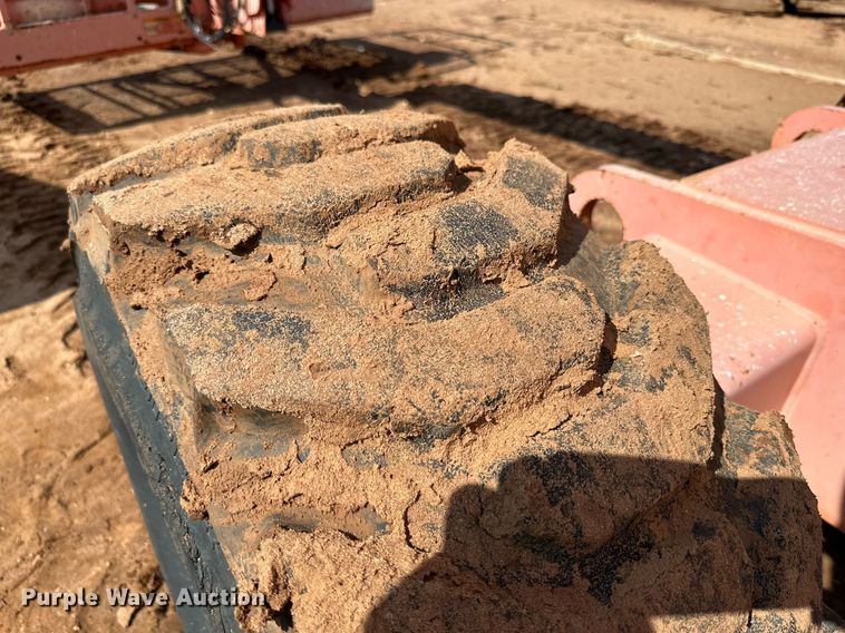 image for item DQ1481 2014 JLG 600A  boom lift