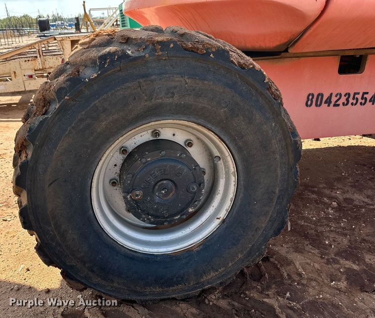 image for item DQ1481 2014 JLG 600A  boom lift