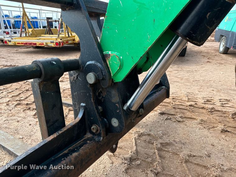 image for item DQ1482 2013 JLG 8042  telehandler