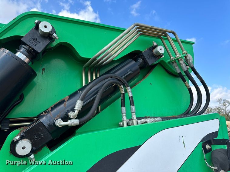 image for item DQ1482 2013 JLG 8042  telehandler