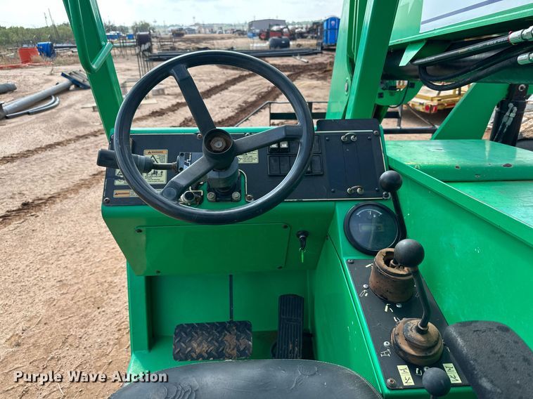 image for item DQ1482 2013 JLG 8042  telehandler