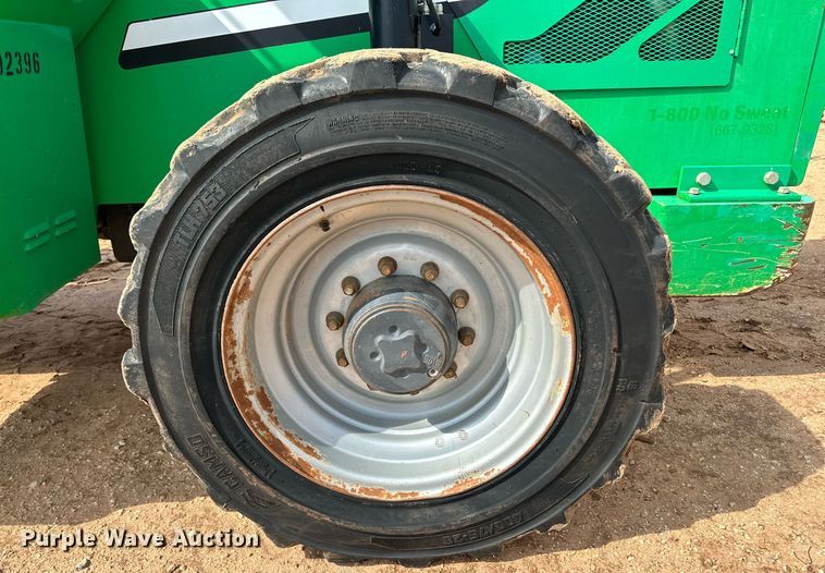 image for item DQ1482 2013 JLG 8042  telehandler