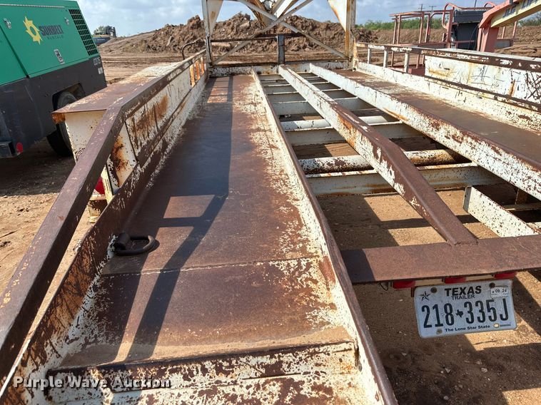 image for item DQ1483 Equipment trailer