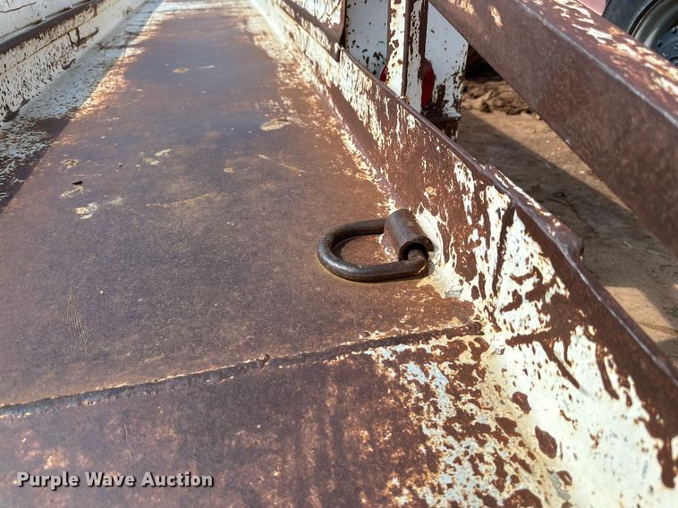 image for item DQ1483 Equipment trailer