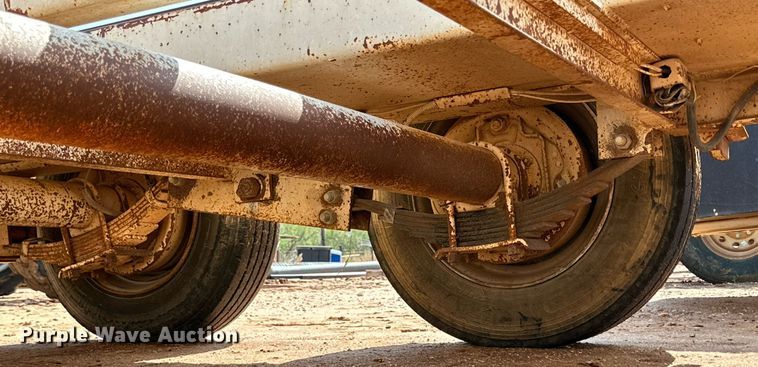 image for item DQ1483 Equipment trailer