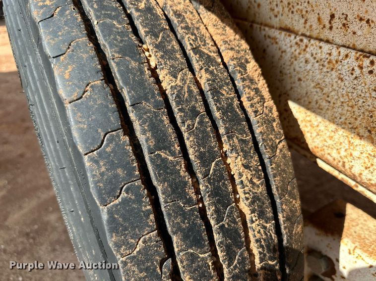 image for item DQ1483 Equipment trailer