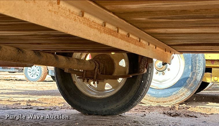 image for item DQ1487 2006 Load Trail  Utility trailer
