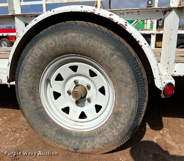 image for item DQ1487 2006 Load Trail  Utility trailer